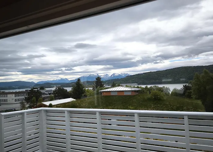 בית נופש House Close To Center Ålesund